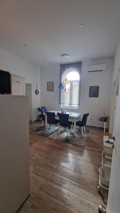 Chika Apartment Rijeka Luaran gambar